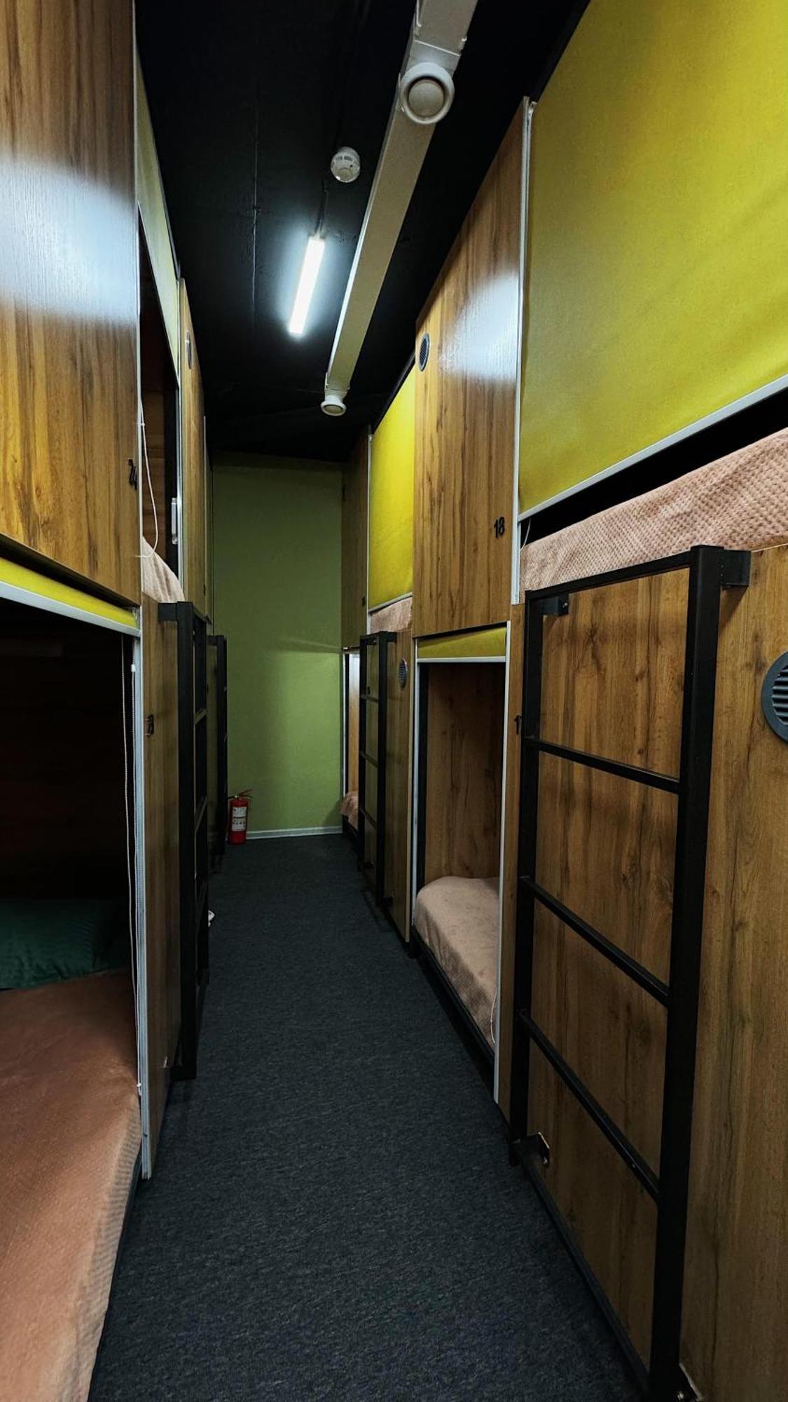 Hostel Kochevnik Capsule Hotel Almaty Exterior photo